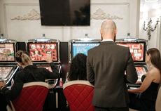 game trực tuyến Jun88 Poker